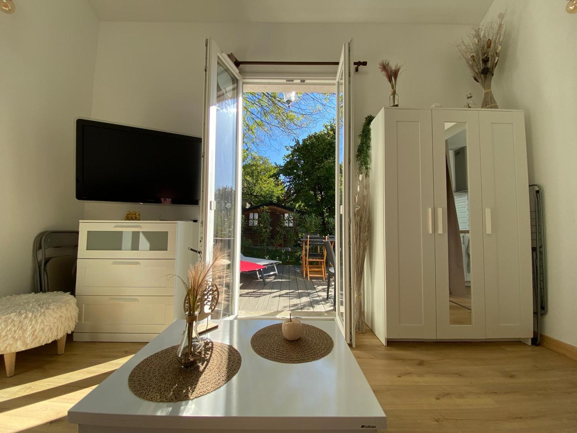 The Little Oak - Tiny House With Bed On Mezzanine & Terrace - From 1 To 4 P Disney, Paris & Cdg Pomponne Kültér fotó